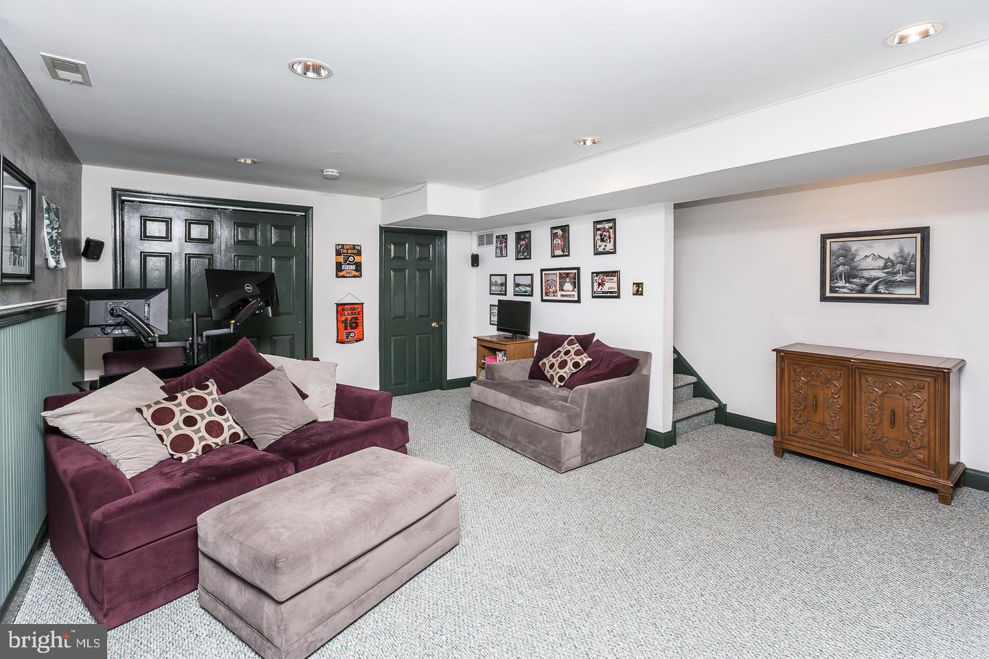 1943 Oak Leaf Lane Holmes, PA 19043 - Photo 28 of 38 finished lower level