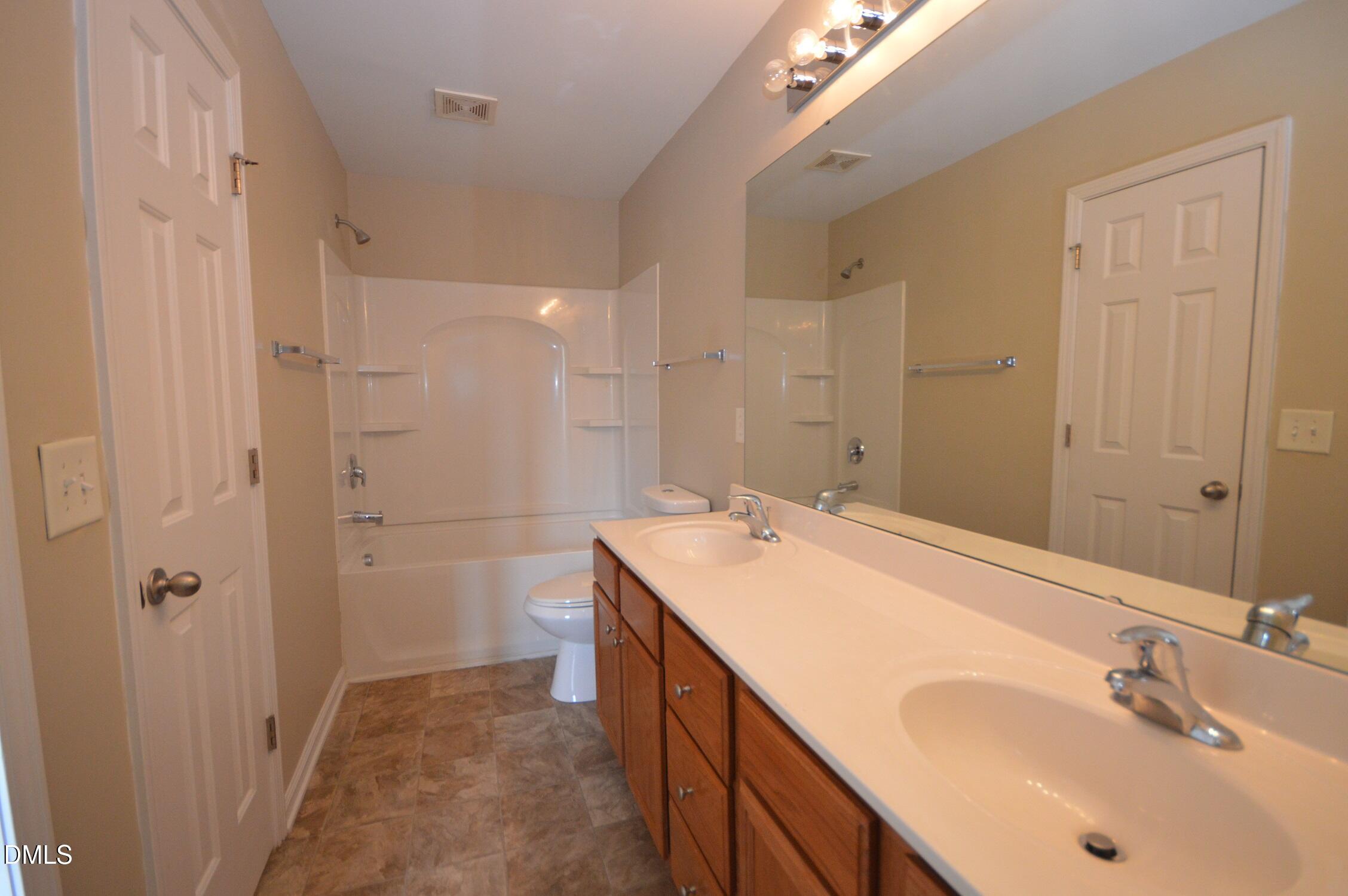 8026 River Watch Lane Raleigh, NC 27616 - Photo 18 of 27 DSC_0033