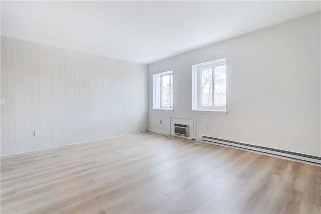 $1,295 | 404 Main Street, Unit B6, East Rochester, NY 14445