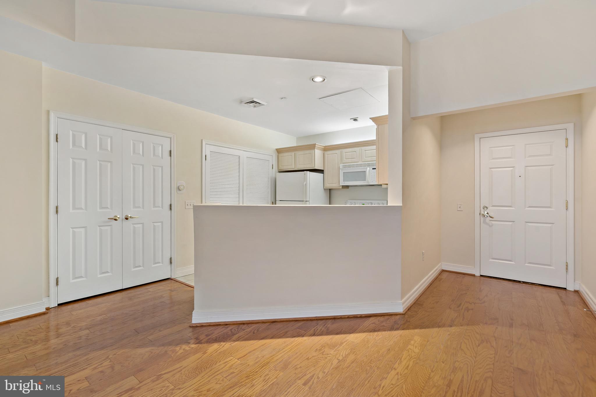 1600-18 Arch Street, Unit 1716 Philadelphia, PA 19103 - Photo 4 of 24