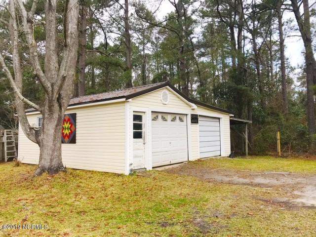 306 Brighton Road Wilmington, NC 28409 - Photo 19 of 24 garage 2