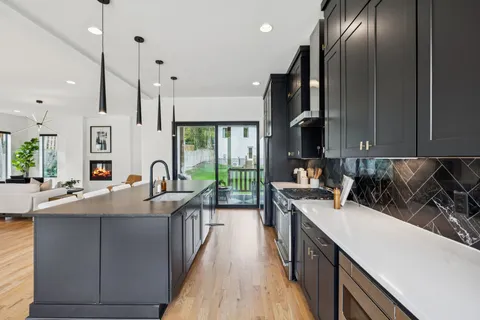 $1,450,000 | 303 37th Avenue North, Nashville, TN 37209