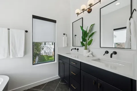 $1,450,000 | 303 37th Avenue North, Nashville, TN 37209