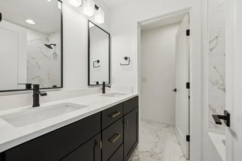 $1,450,000 | 303 37th Avenue North, Nashville, TN 37209