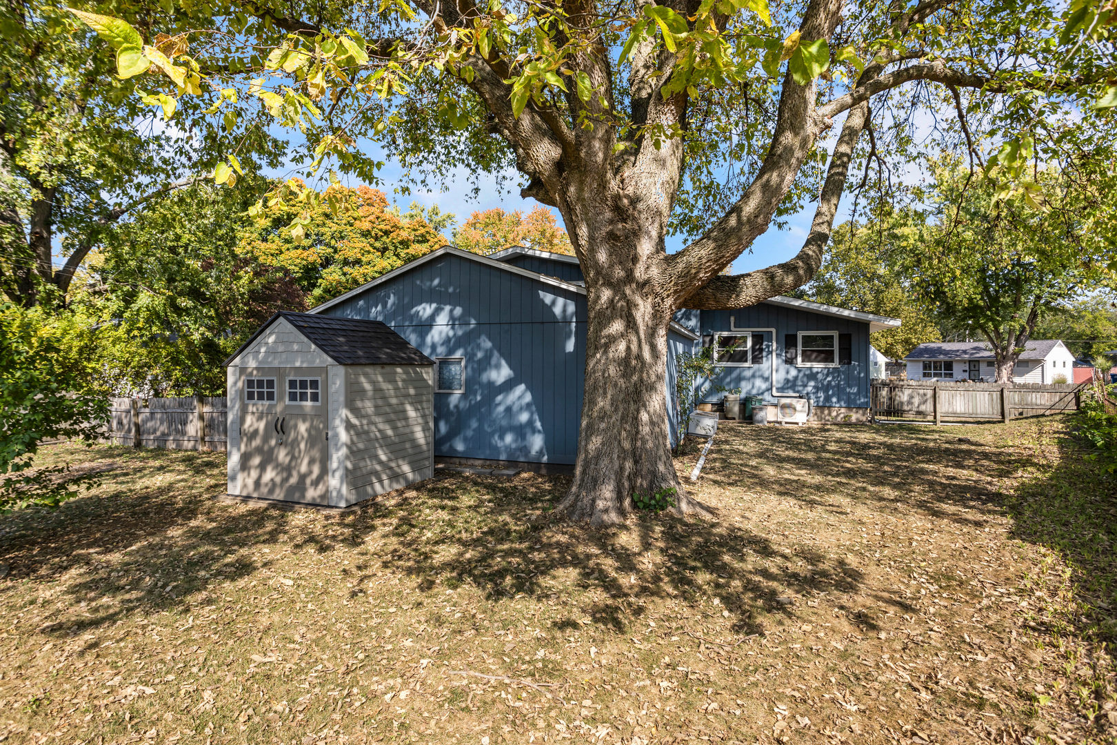 808 South Longview Road Monticello, IL 61856 - Photo 37 of 41 a view of a house with a yard