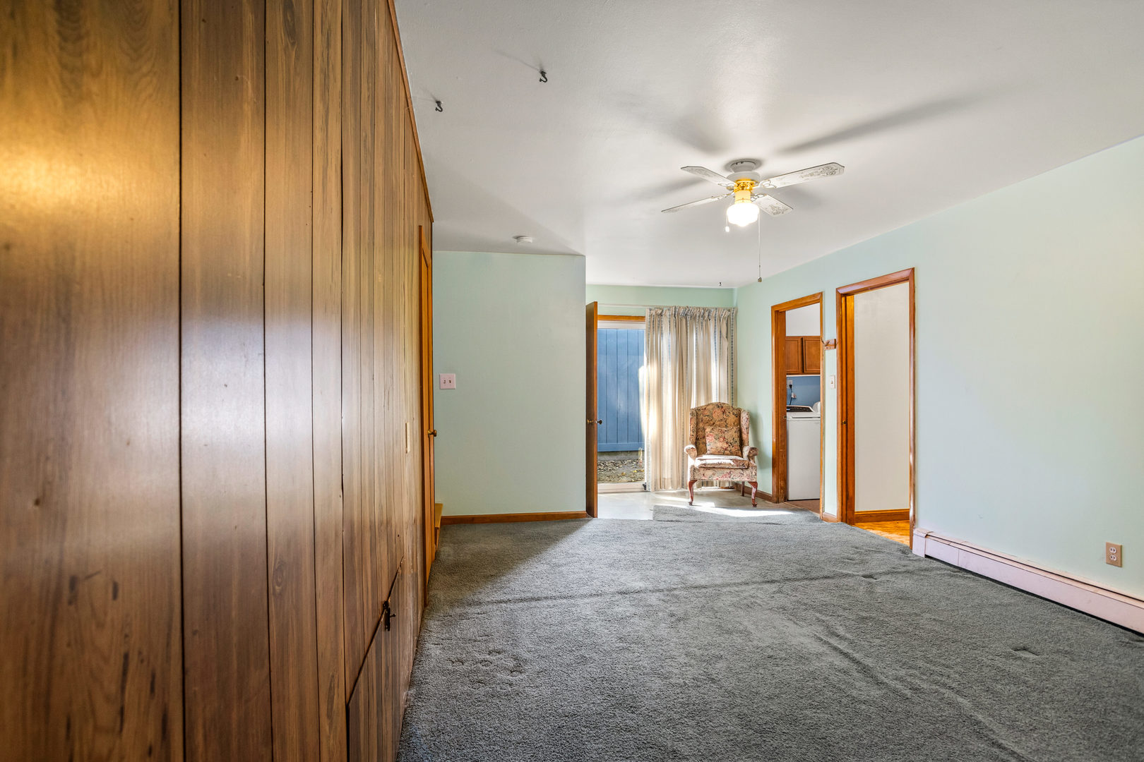 808 South Longview Road Monticello, IL 61856 - Photo 8 of 41 an empty room with windows and fan