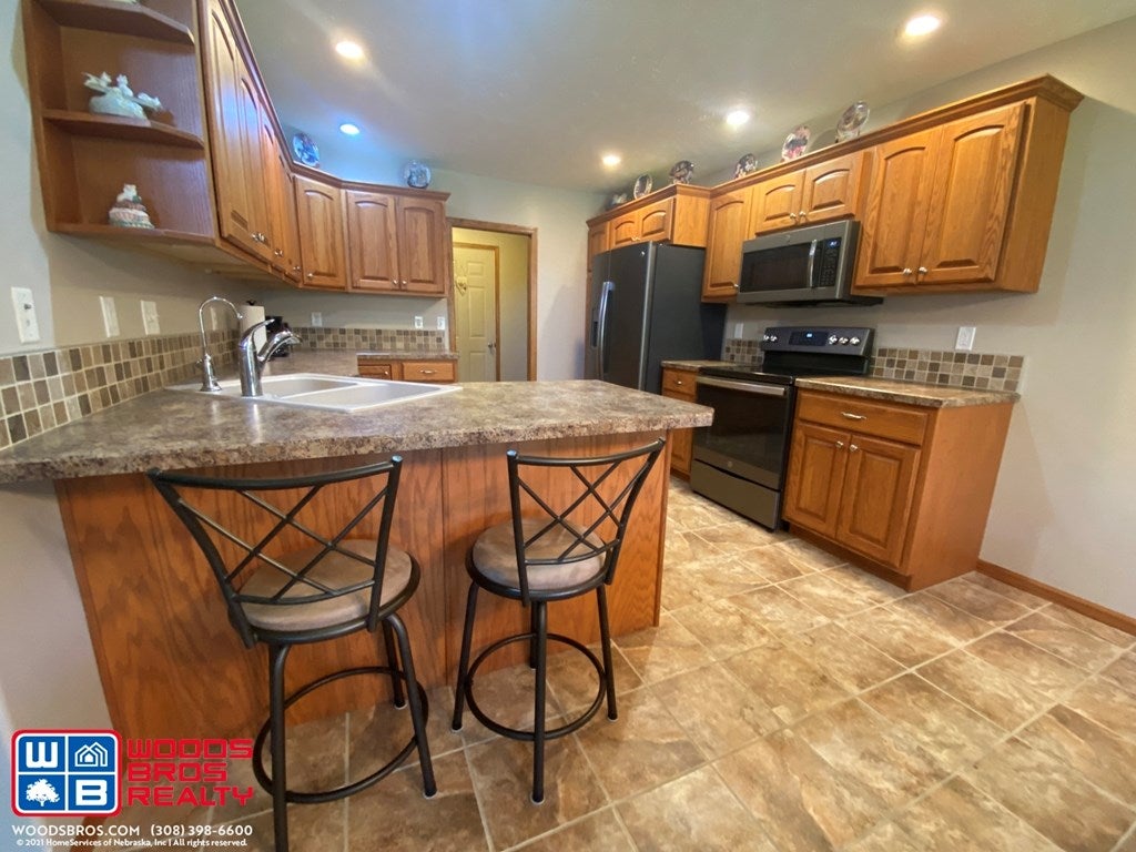 332 Redwood Road Grand Island, NE 68803 - Photo 6 of 26 Gallery Image 6