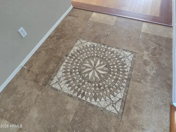 $385,500 | 18832 North 3rd Avenue, Phoenix, AZ 85027