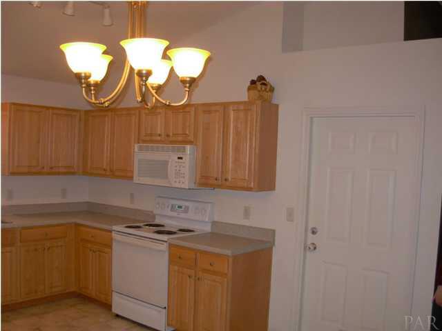 Kitchen - Built in Microwave and Plant Ledges