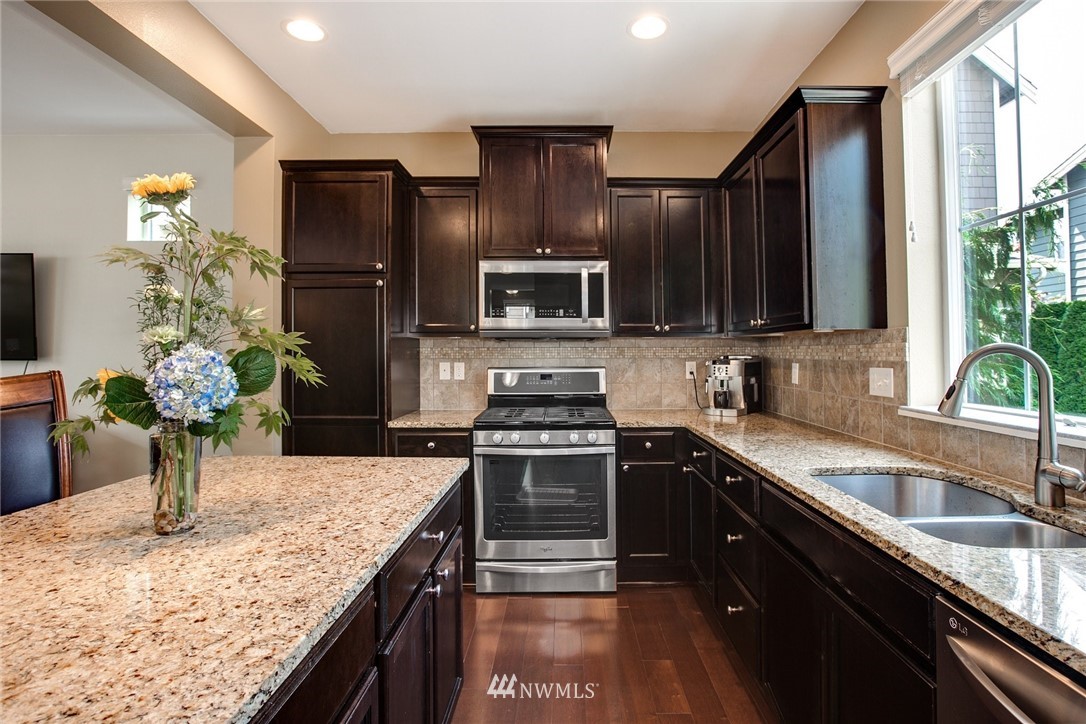 21817 38th Drive Southeast Bothell, WA 98021 - Photo 12 of 25