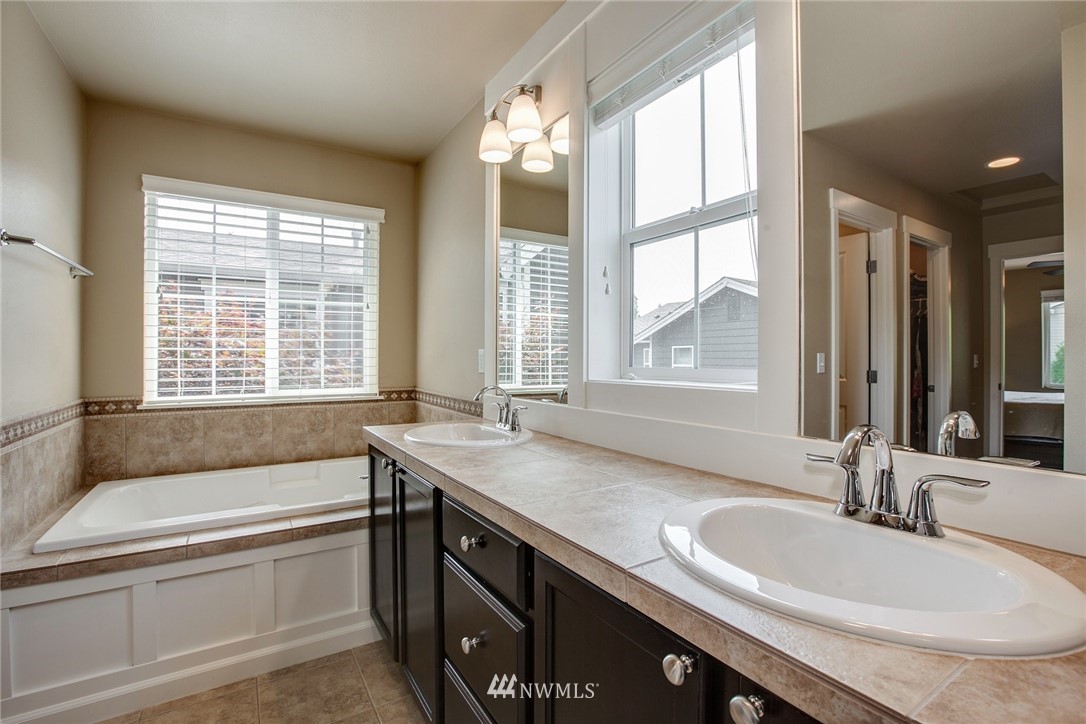 21817 38th Drive Southeast Bothell, WA 98021 - Photo 16 of 25