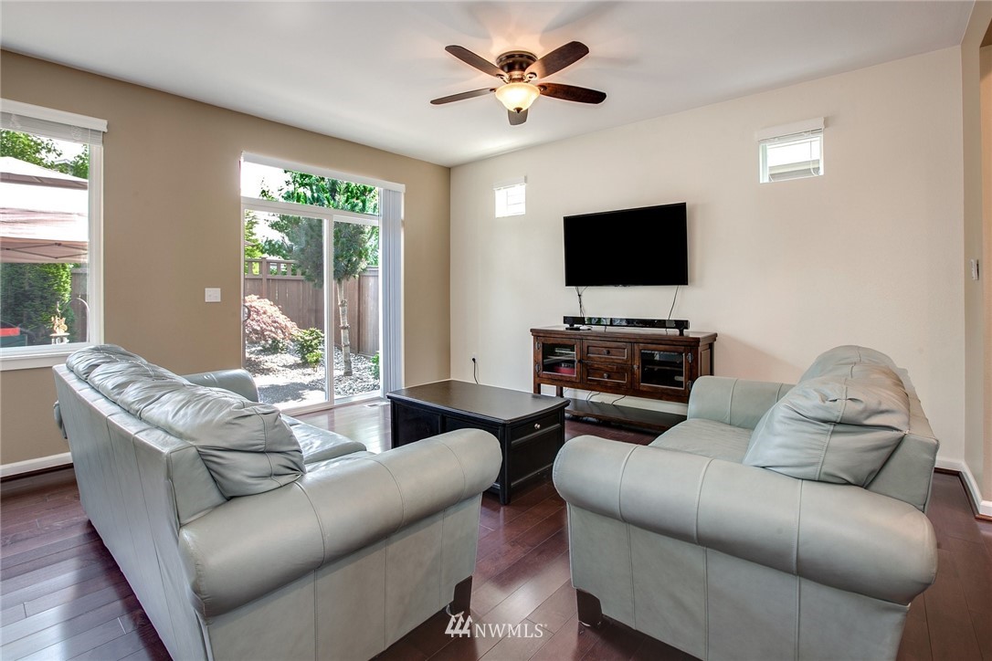 21817 38th Drive Southeast Bothell, WA 98021 - Photo 5 of 25