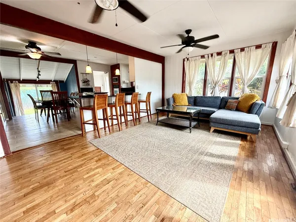 $4,900 | 66-210 Kamehameha Highway, Unit B, Haleiwa, HI 96712