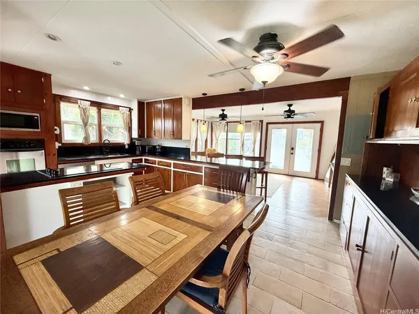 $4,900 | 66-210 Kamehameha Highway, Unit B, Haleiwa, HI 96712