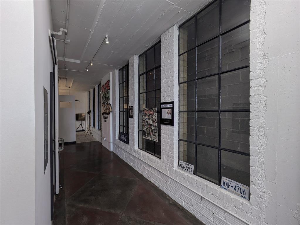 1122 Jackson Street, Unit 301 Dallas, TX 75202 - Photo 4 of 23