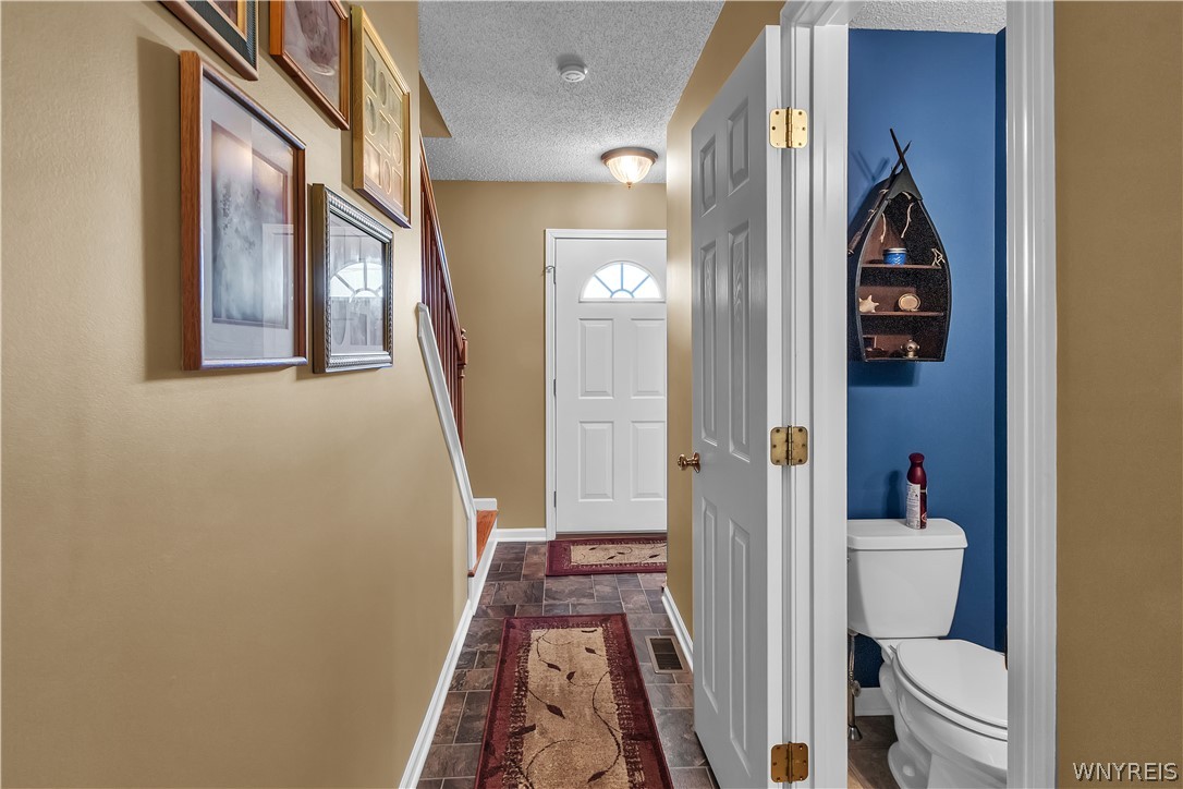 3715 Lakeview Road Hamburg, NY 14075 - Photo 13 of 46