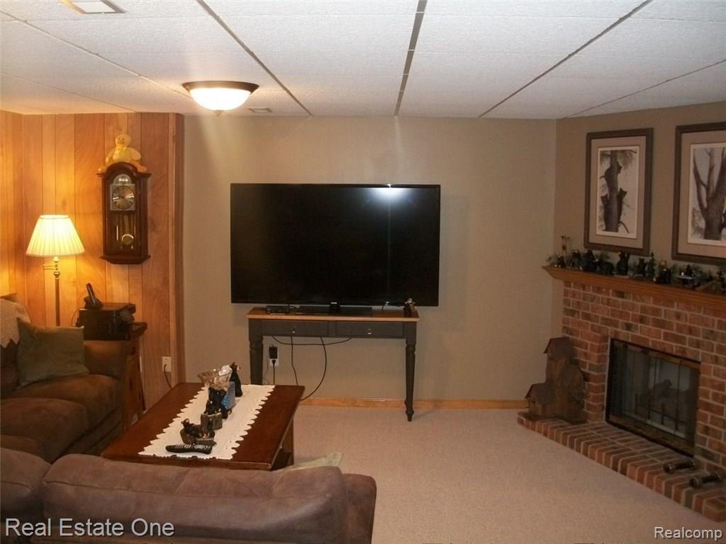 62402 Raleigh Court, Unit 2 South Lyon, MI 48178 - Photo 33 of 45 100_5165.JPG