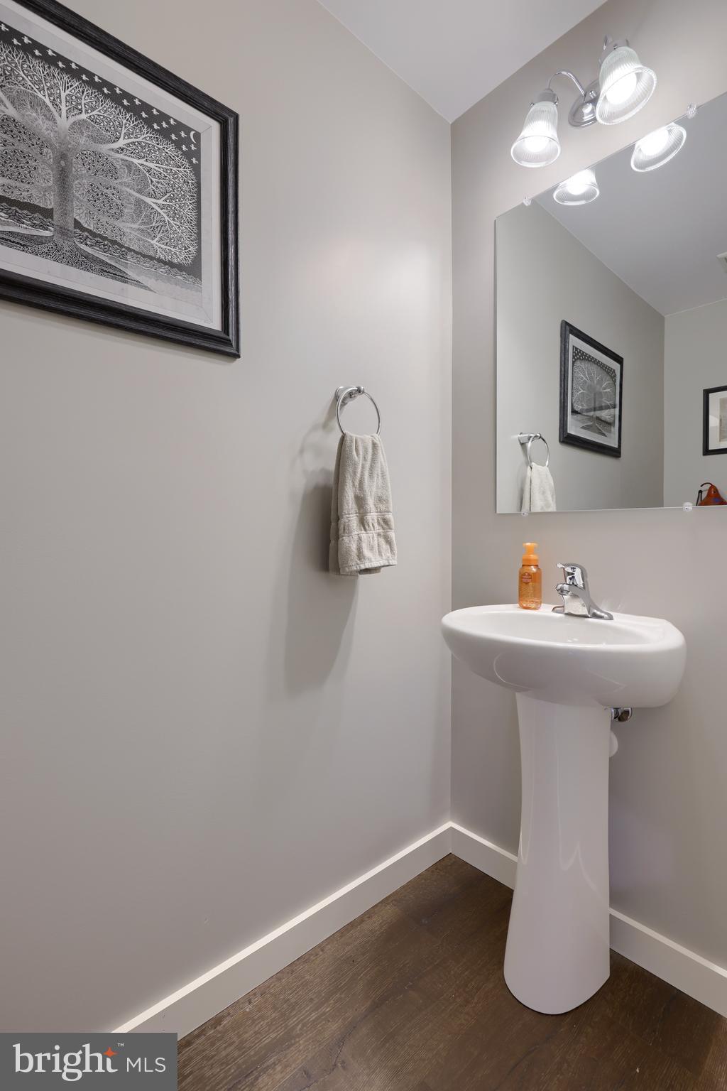 709 Duquesne Road York, PA 17402 - Photo 13 of 37 Gallery Image 13