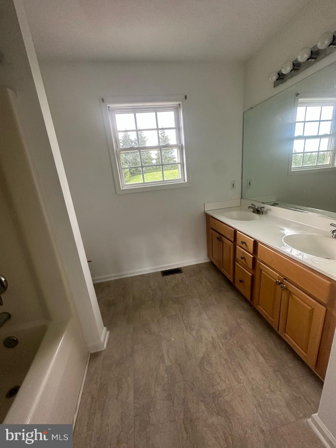 18 South Burns Road Spring Grove, PA 17362 - Photo 18 of 30 double sink bath