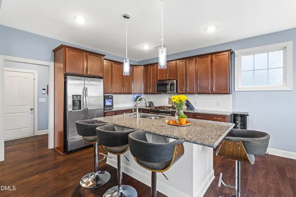 $649,900 | 552 Rowanwood Way, Apex, NC 27523