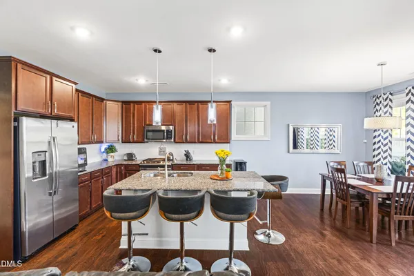 $649,900 | 552 Rowanwood Way, Apex, NC 27523