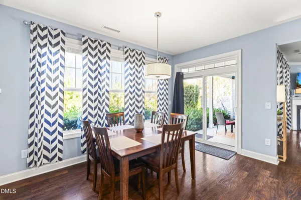 $649,900 | 552 Rowanwood Way, Apex, NC 27523