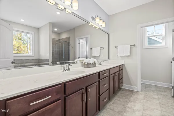 $649,900 | 552 Rowanwood Way, Apex, NC 27523