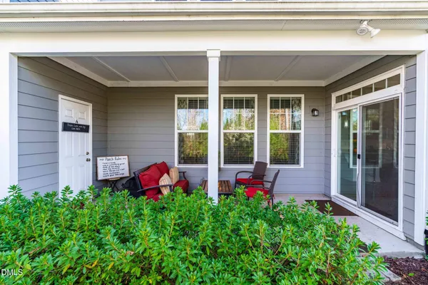 $649,900 | 552 Rowanwood Way, Apex, NC 27523