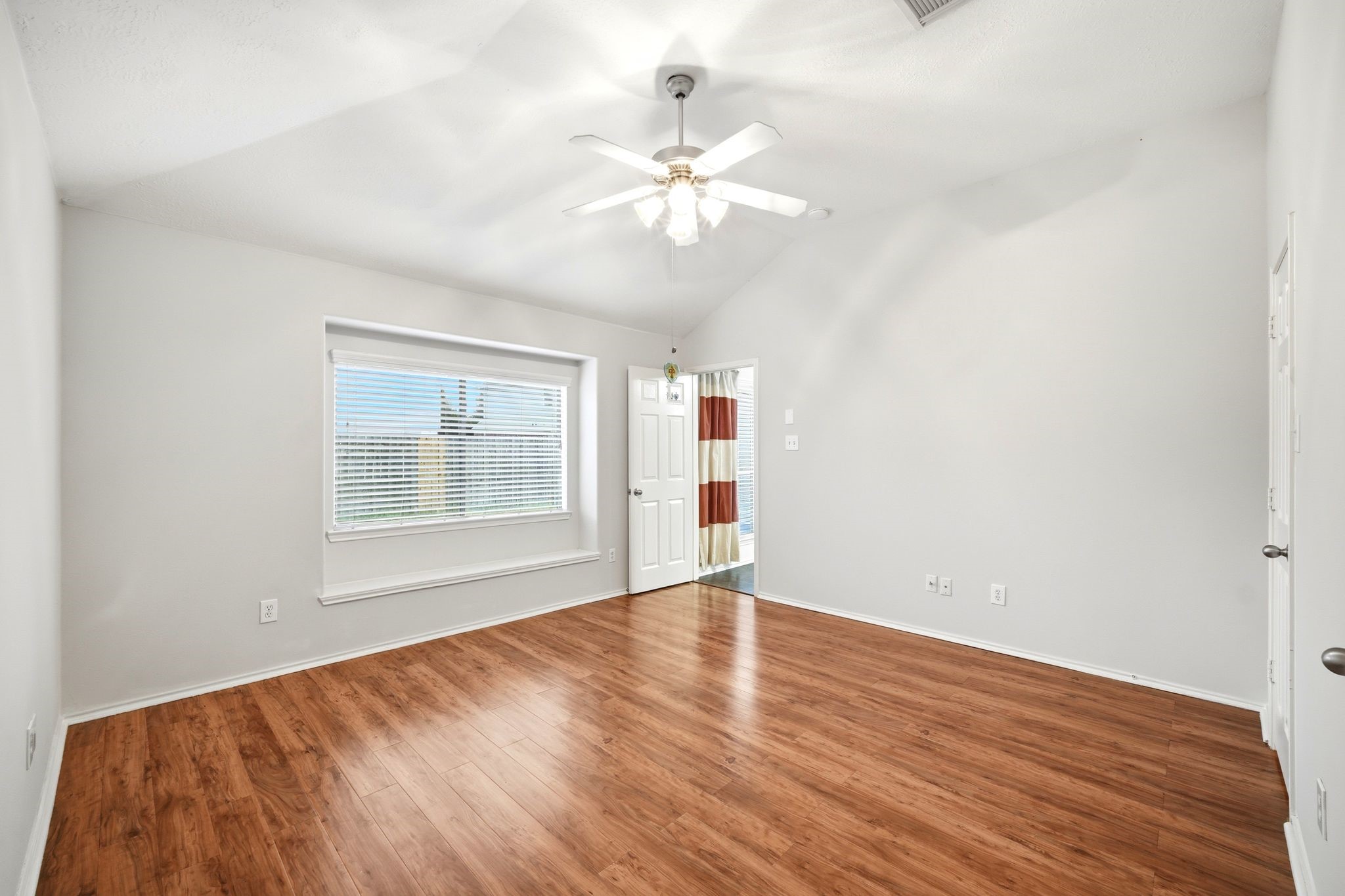 6931 Hamilton Falls Lane Spring, TX 77379 - Photo 20 of 36