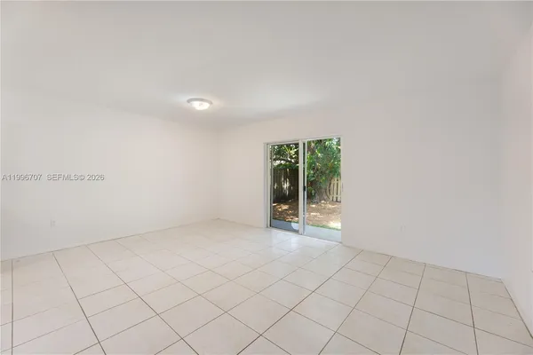 $3,850 | 3027 Southwest 24th Street, Miami, FL 33145