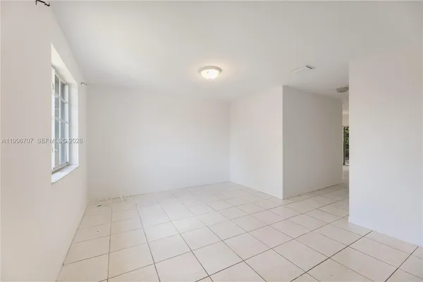 $3,850 | 3027 Southwest 24th Street, Miami, FL 33145