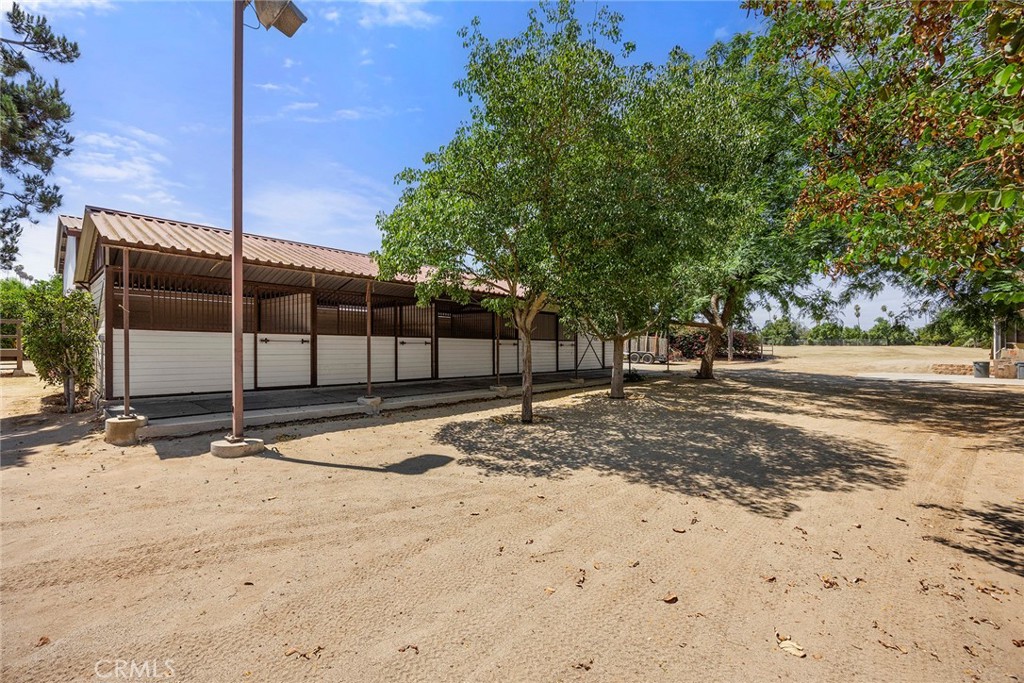 1920 Gratton Street Riverside, CA 92504 - Photo 63 of 75