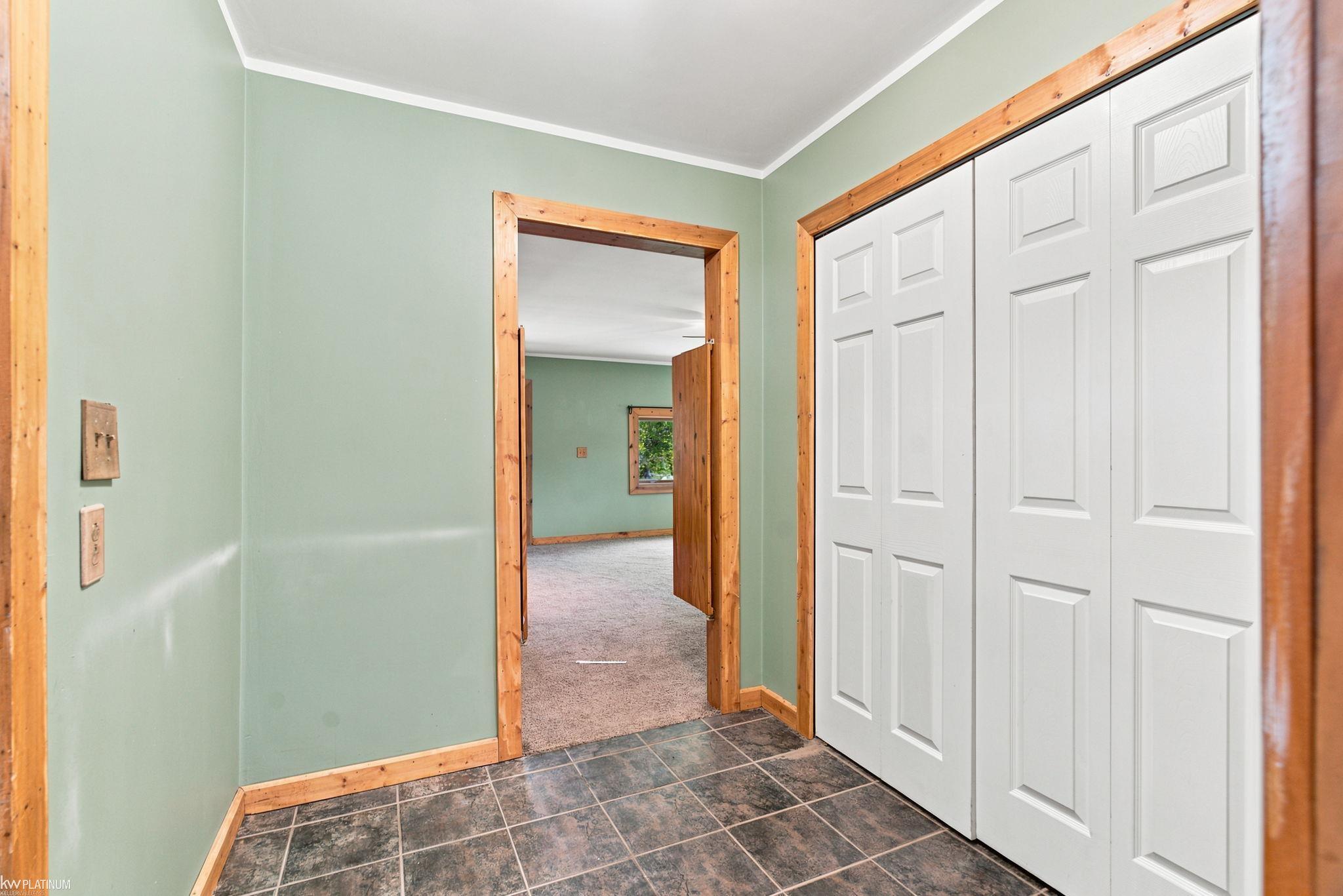 5469 Parker Road Fort Gratiot, MI 48059 - Photo 21 of 32
