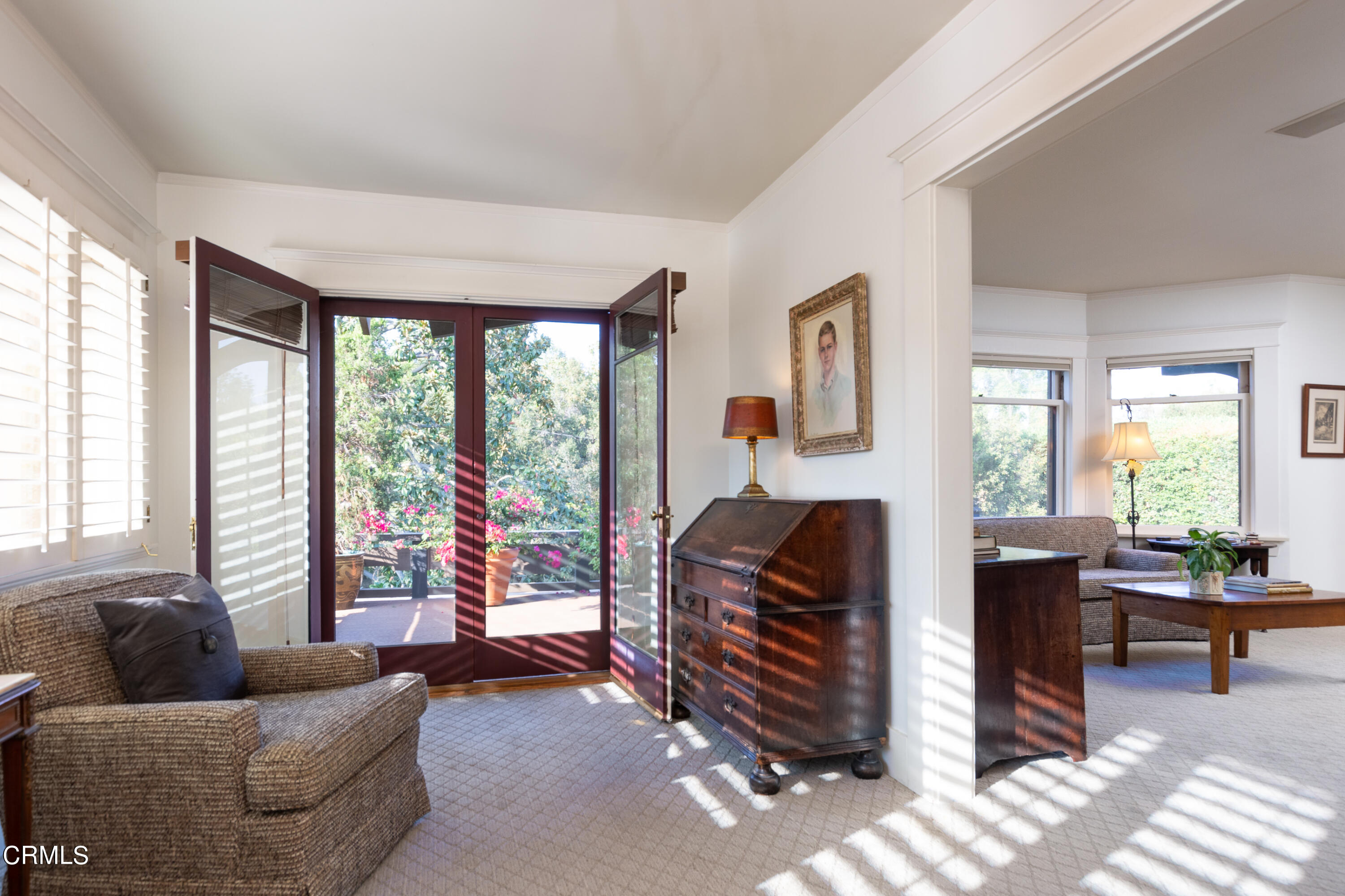 470 Bradford Street Pasadena, CA 91105 - Photo 25 of 75 a living room with furniture and a large window