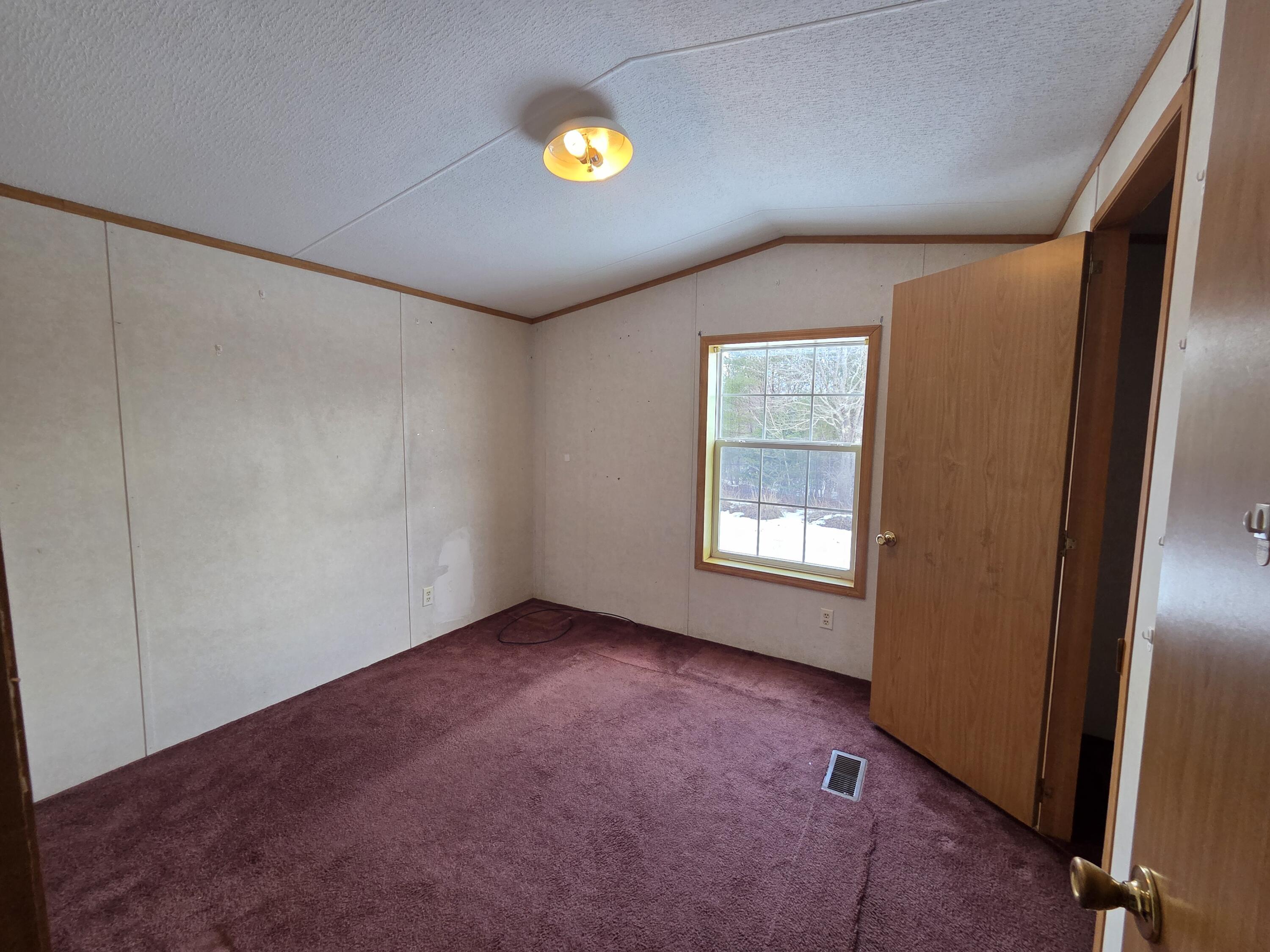 39 Mountain Road Woolwich, ME 04579 - Photo 12 of 13 20260311_094200