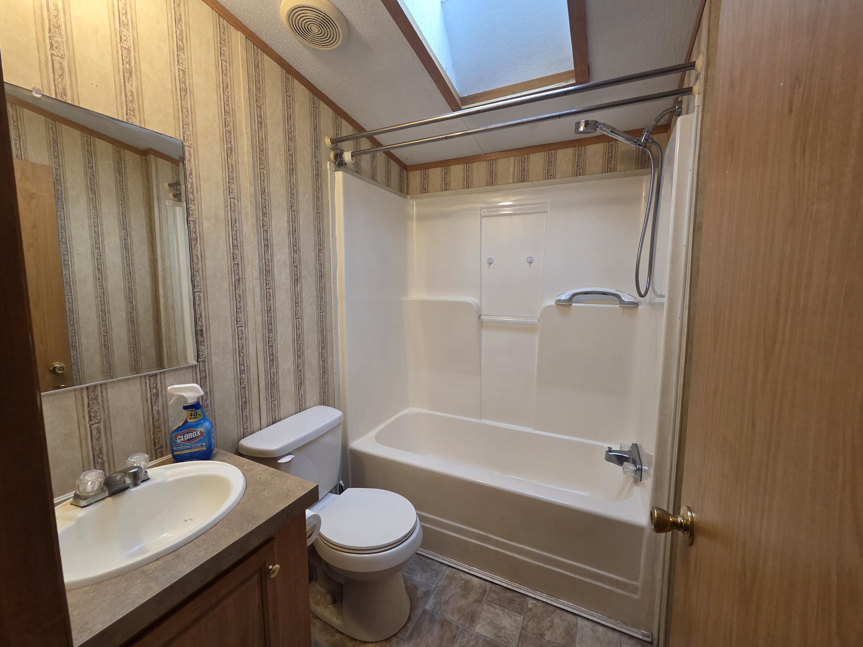 39 Mountain Road Woolwich, ME 04579 - Photo 8 of 13 20260311_094234