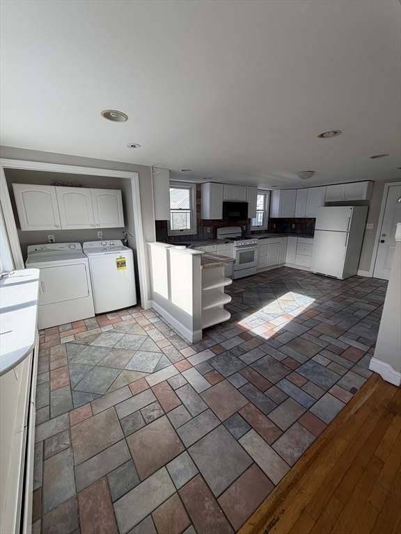 18 Grove Street, Unit 2 Lynn, MA 01905 - Photo 1 of 17