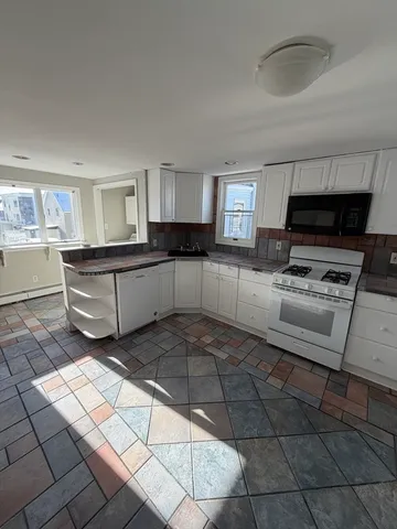 $4,000 | 18 Grove Street, Unit 2, Lynn, MA 01905