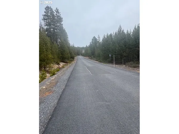 $70,000 | Royce Mountain Way, Crescent Lake, OR 97733