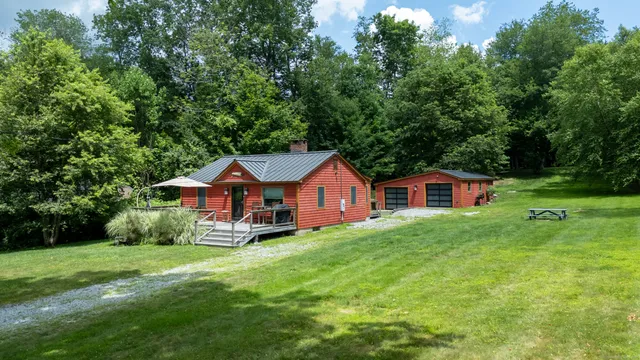 $3,500 | 114 Lakeside Drive, East Haddam, CT 06423