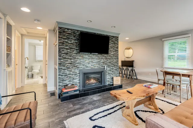 $3,500 | 114 Lakeside Drive, East Haddam, CT 06423