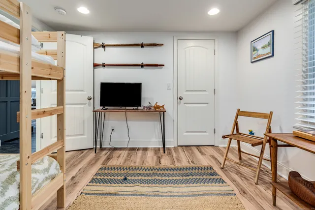 $3,500 | 114 Lakeside Drive, East Haddam, CT 06423