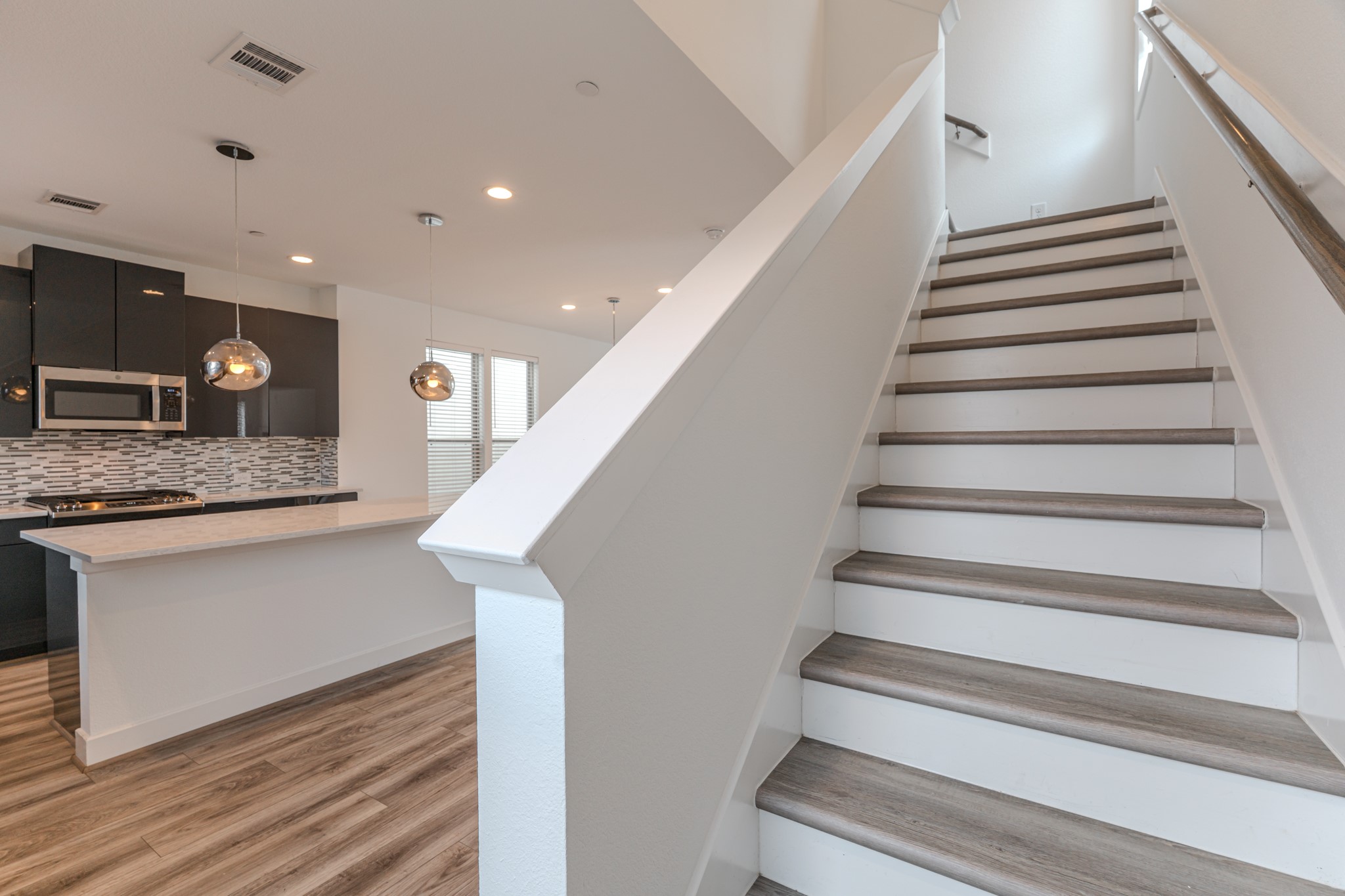 18736 B Centro Main Street Conroe, TX 77385 - Photo 15 of 26