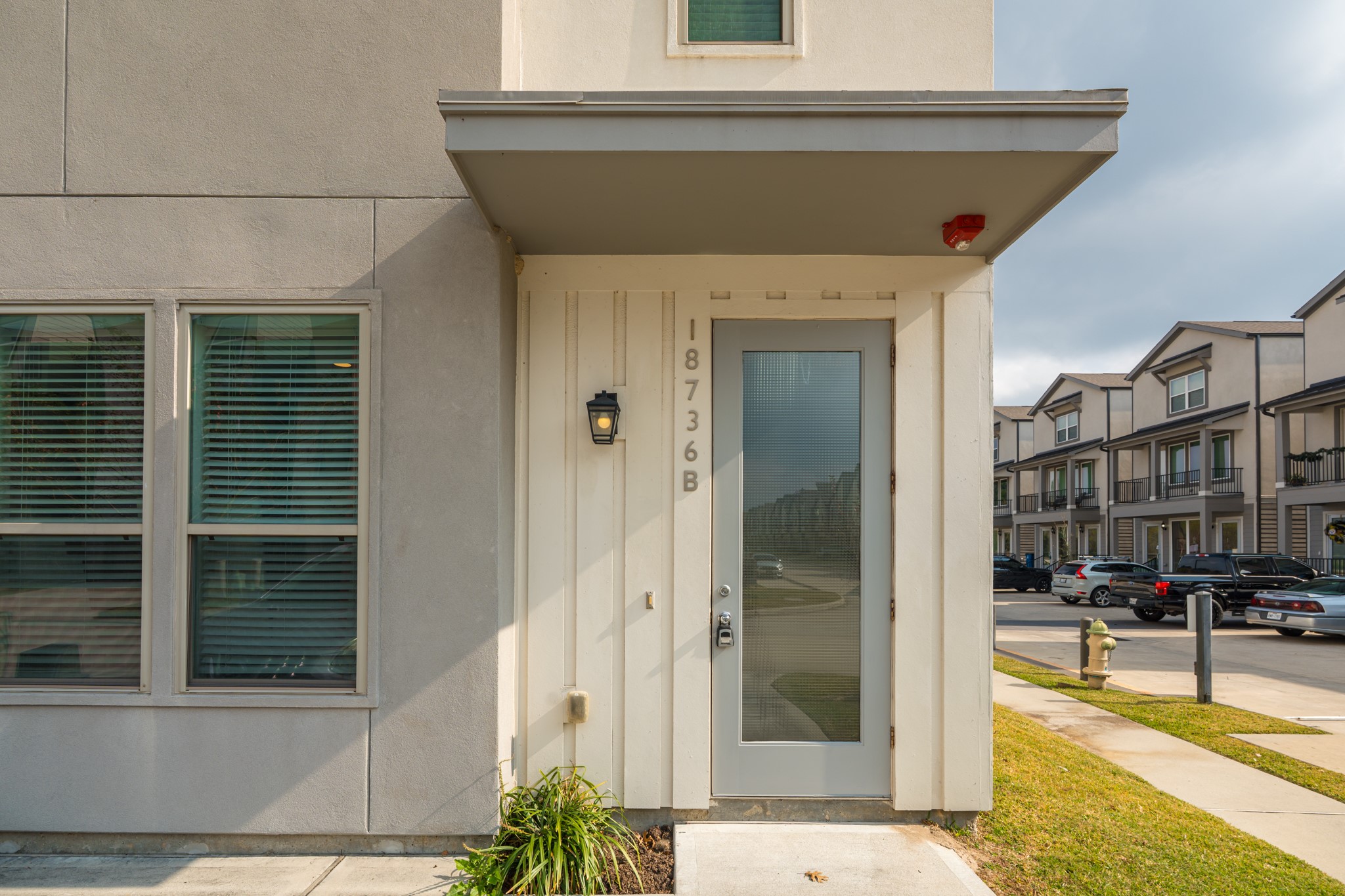 18736 B Centro Main Street Conroe, TX 77385 - Photo 3 of 26