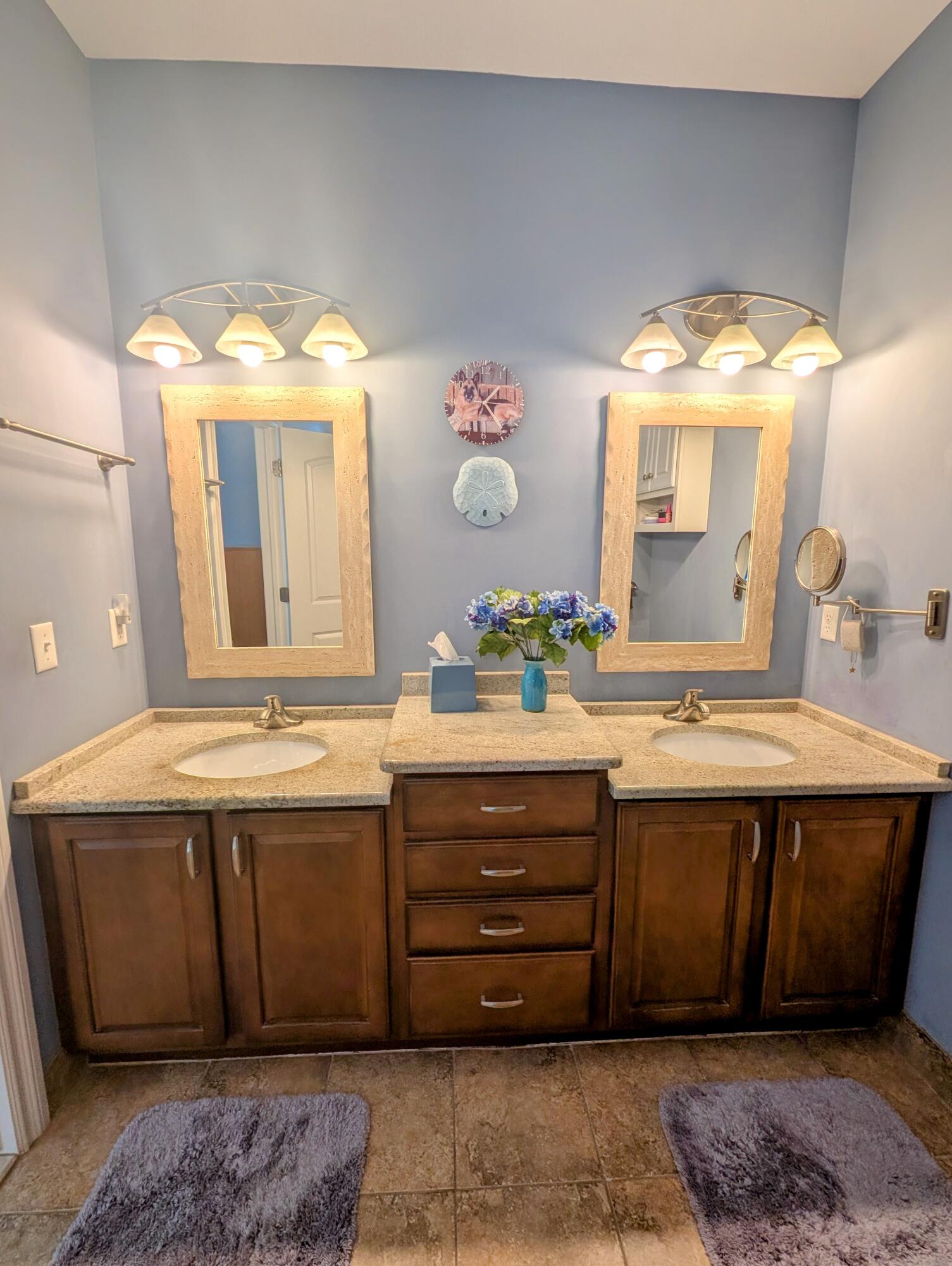 45654 Lookout Drive Macomb, MI 48044 - Photo 18 of 36 PXL_20260417_172300843-EDIT