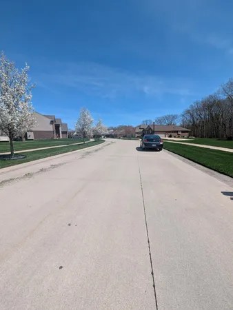 $554,900 | 45654 Lookout Drive, Macomb, MI 48044