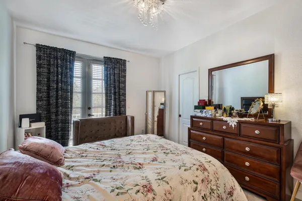 $899,900 | 8741 Northwest 110th Avenue, Doral, FL 33178