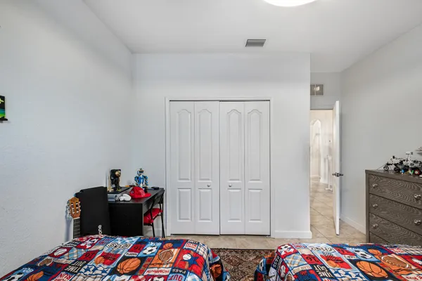 $899,900 | 8741 Northwest 110th Avenue, Doral, FL 33178
