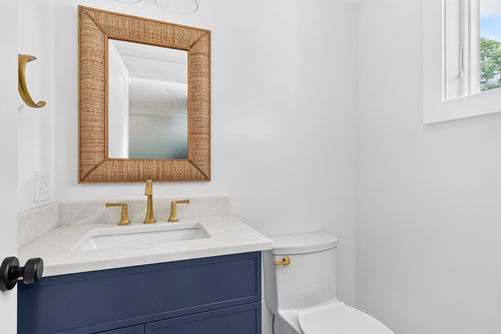 15 Pioneer Road Hingham, MA 02043 - Photo 11 of 17 Gallery Image 11
