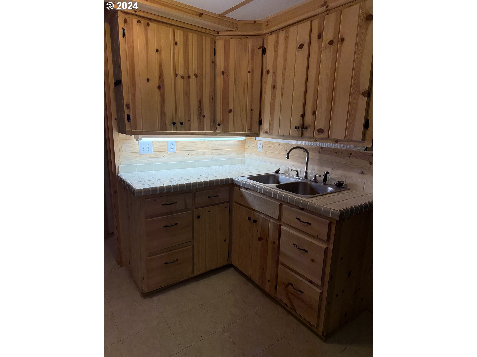 26885 Still Creek Road Rhododendron, OR 97049 - Photo 2 of 11 Kitchen